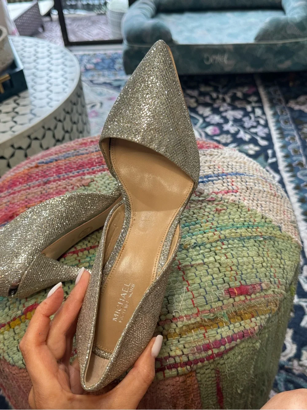 🪩👸🏼 Michael Kors Silver and Gold Glitter Pointed-Toe Stiletto Pump 👸🏼🪩